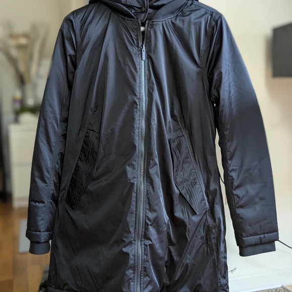 Lululemon No Shivers Bomber Jacket (Reversible) - Black - Sz 6 - Picture 4 of 6